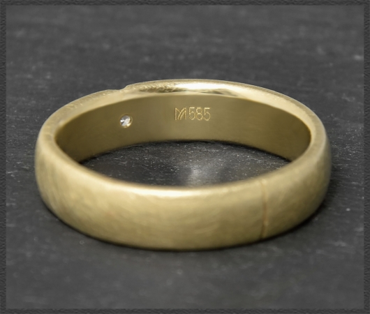 Diamant Ring Firma MEISTER, aus 585 Gelbgold